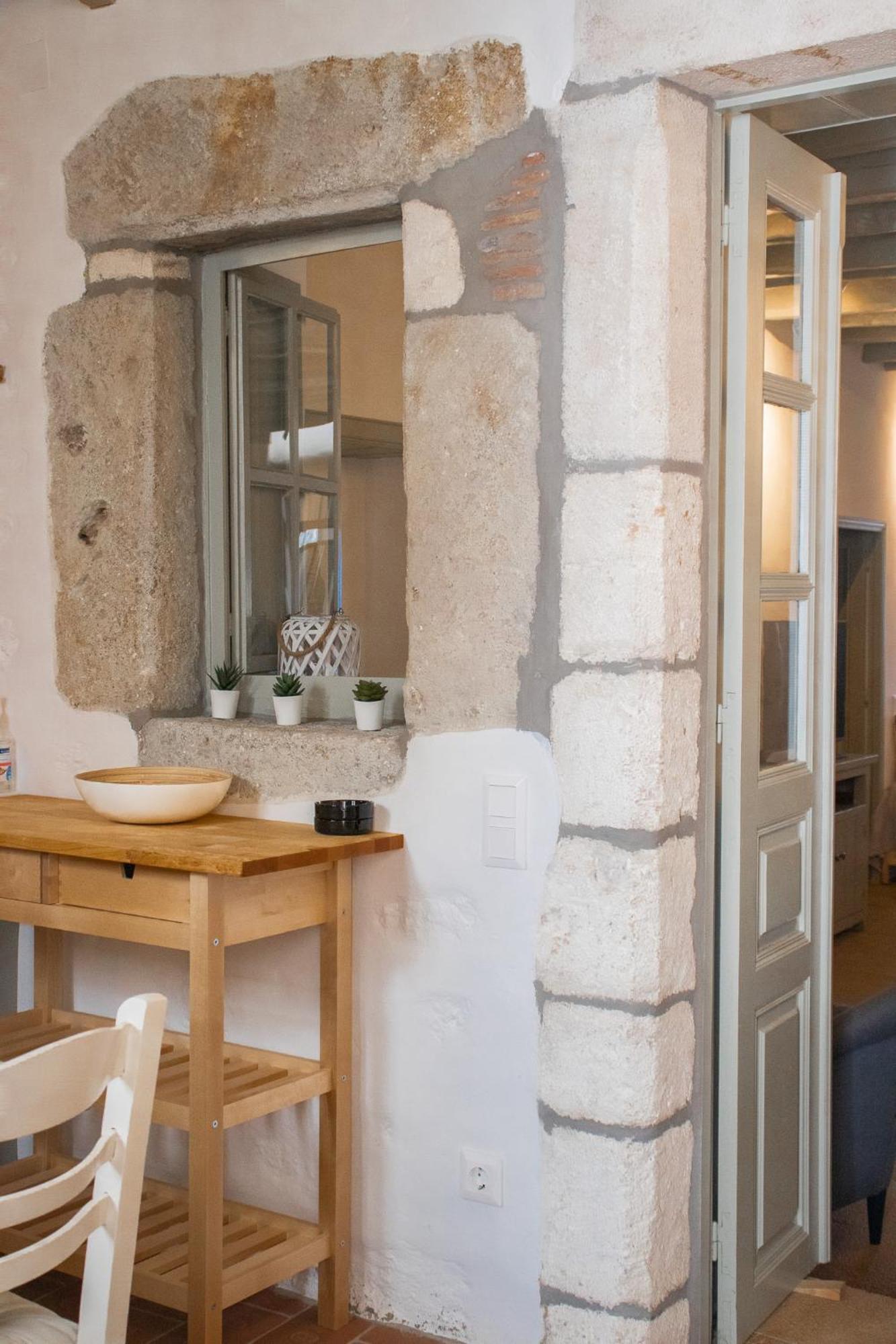 Patmos Traditional House Chora Near The Monastery Exterior foto